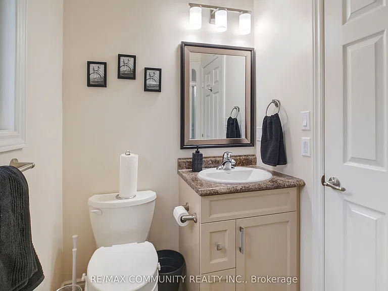 11 Stonecrest Blvd — Photo 17