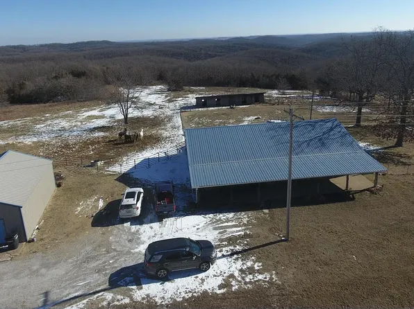 658 State Highway 5, Gainesville, MO 65655