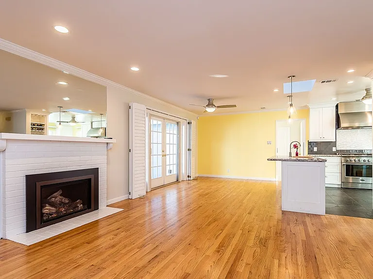15870 Orange Blossom Ln — Photo 8
