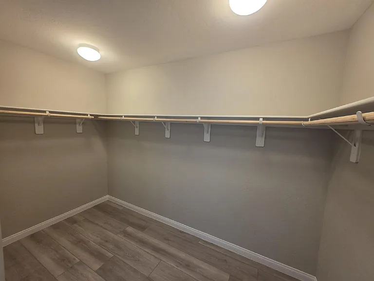 9456 Brough Ave — Photo 6