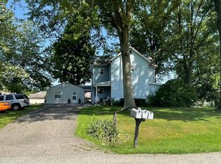3844 Gordon Dr, Amelia, OH 45102