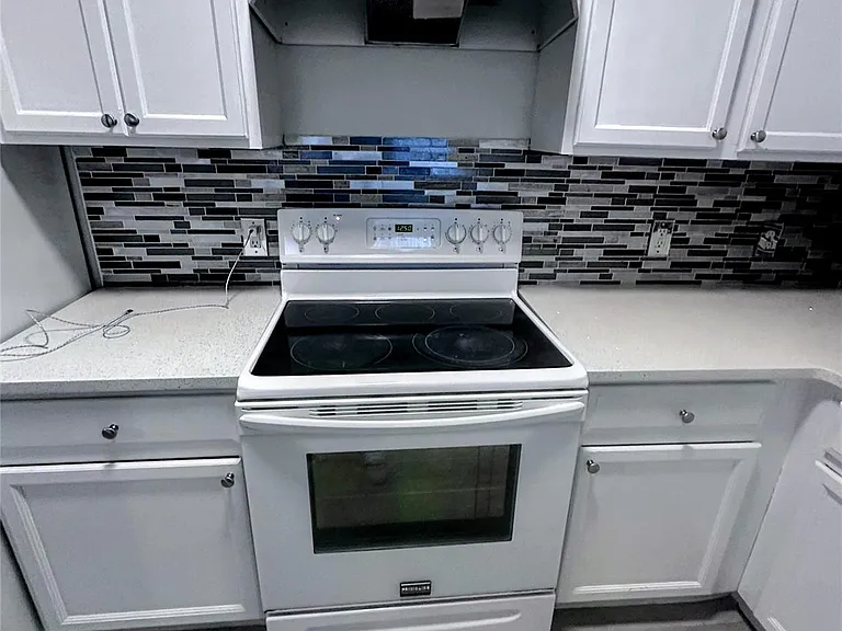 221 Beach 80th St #80-1G — Photo 7