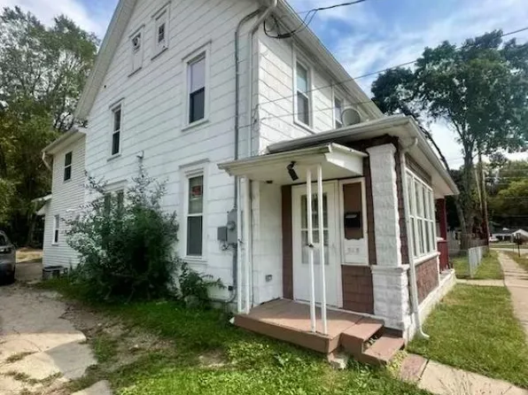 515 Kaufmann Ave, Dubuque, IA 52001