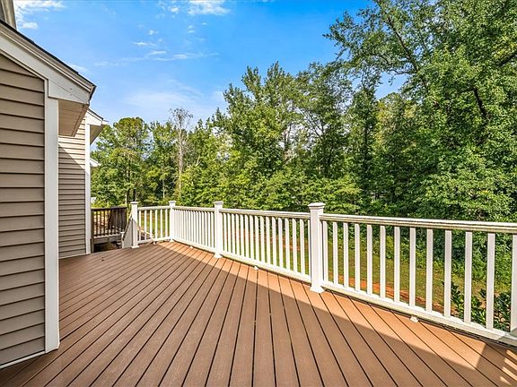 5th image of 117 Pine Forest Cir