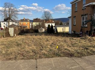 65 Lawn Ave, Uniontown, PA