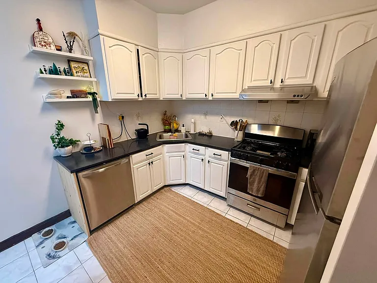 437 73rd St #2 — Photo 3