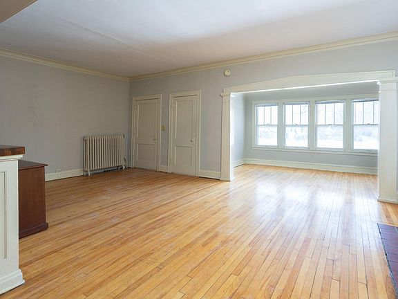 2nd image of 3228 Blaisdell Ave #1