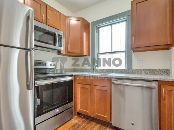 19 Arnold St Floor 1, Providence, RI 02906