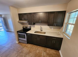 1025 McNamee St APT B, Leesburg, FL 34748