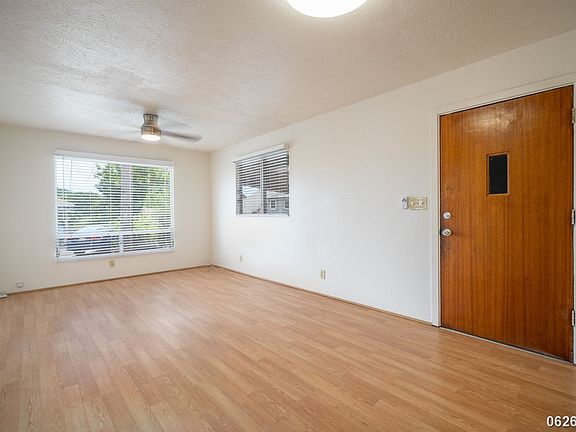 5th image of 1725 Olona Ln