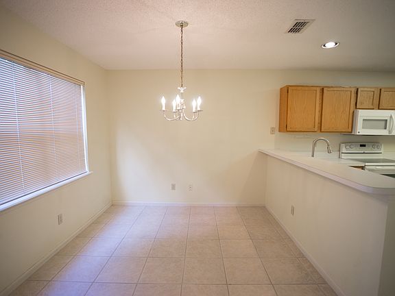 2nd image of 3122 Falconer Dr