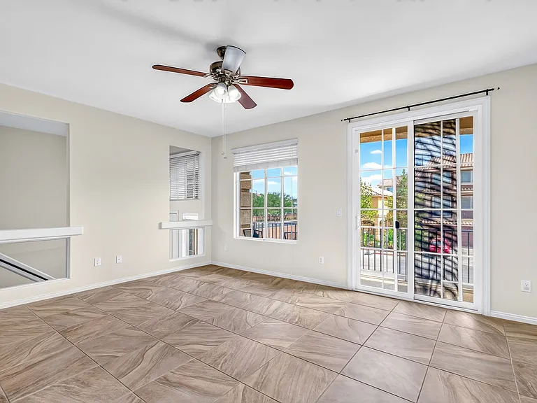 5226 Tartan Hill Ave — Photo 7