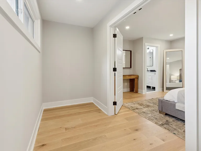 104 Furlong Ave — Photo 43