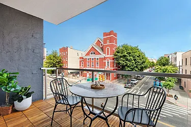 261 Union Avenue, #3