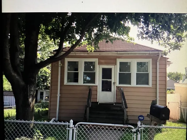 36 Cherrygrove St, Ecorse, MI 48229