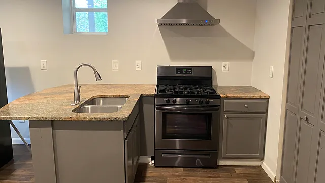 280 Saint Simons Cv — Photo 10