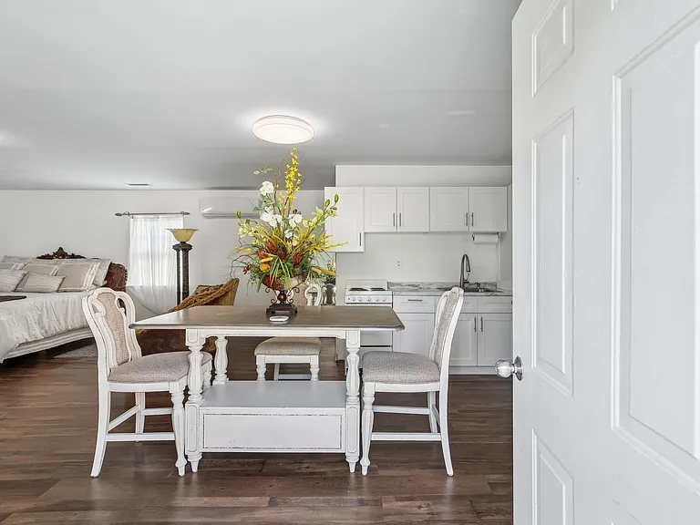 326 Draper Cir — Photo 48