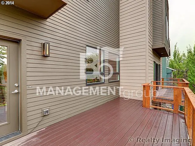 5124 SW Dolph Ct — Photo 2