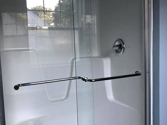 Bathroom 2 shower - NEW!