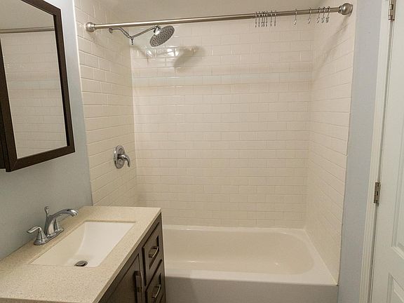 5th image of 1539 W Cullerton St #B