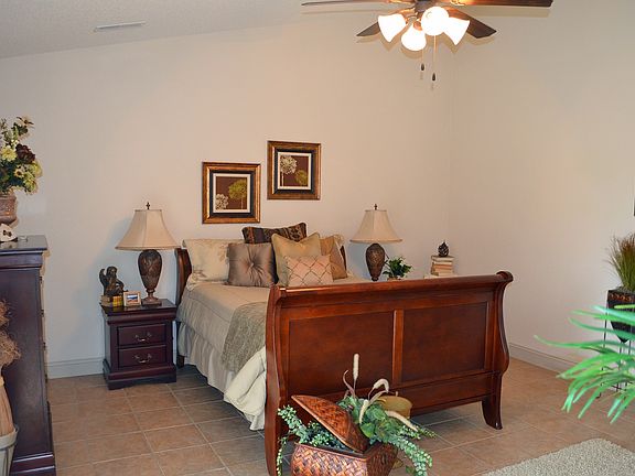 Extra Large Bedroom