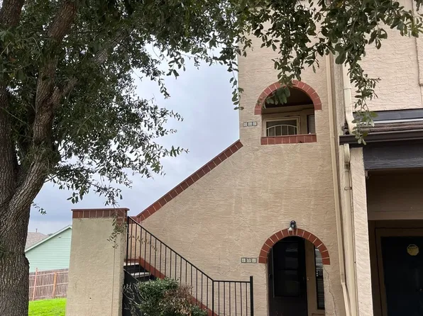 6100 E Woodlake Pkwy #601, San Antonio, TX 78244