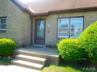 2228 W Kellogg Ave, Peoria, IL