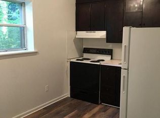 127 Avendale Ave NE APT 8, Roanoke, VA 24012
