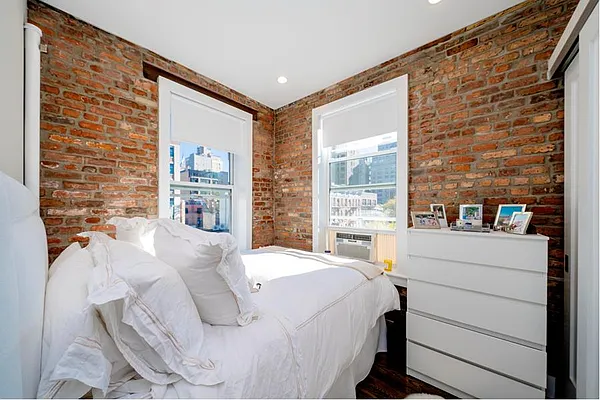 Rented by Douglas Elliman | media 17