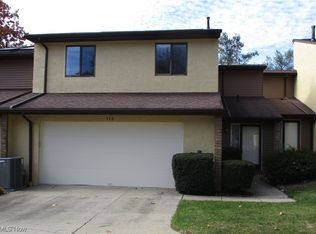112 Silver Valley Blvd, Munroe Falls, OH 44262
