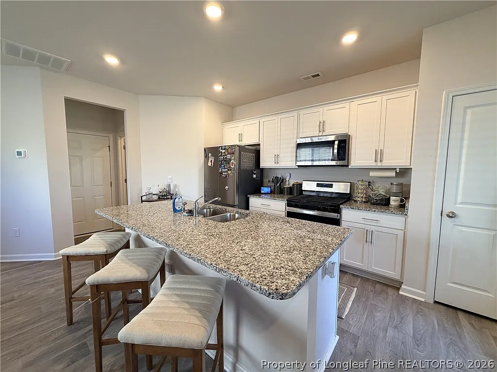 3 bed, 2.5 bath, 1500 sqft, $1,715 — Photo 4