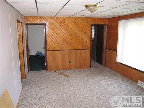 4th image of 531 16th Ave