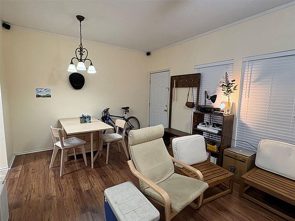 4th image of 2804 Rio Grande St APT 306
