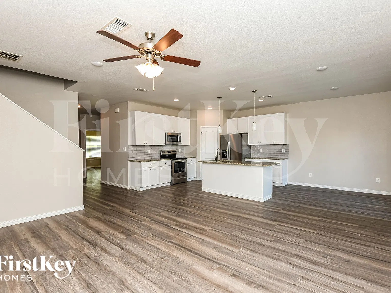 4 bed, 3.0 bath, 1884 sqft, $2,845 — Photo 2