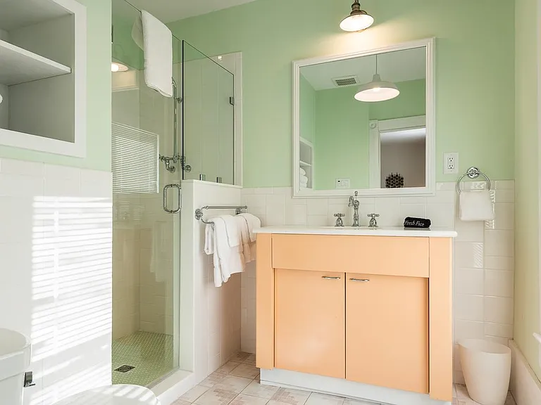 829 Belmont Ave #2 — Photo 10