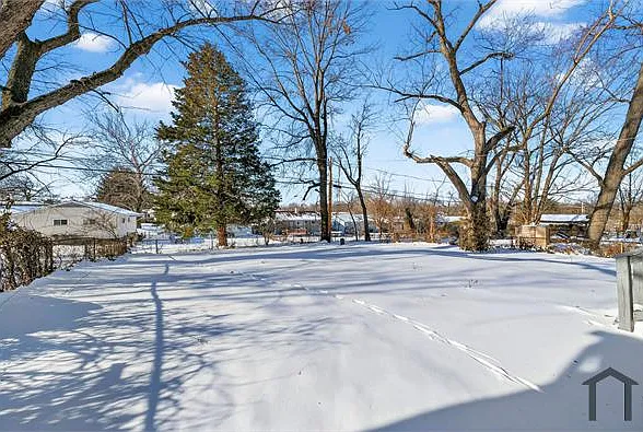 146 Grampian Rd — Photo 26