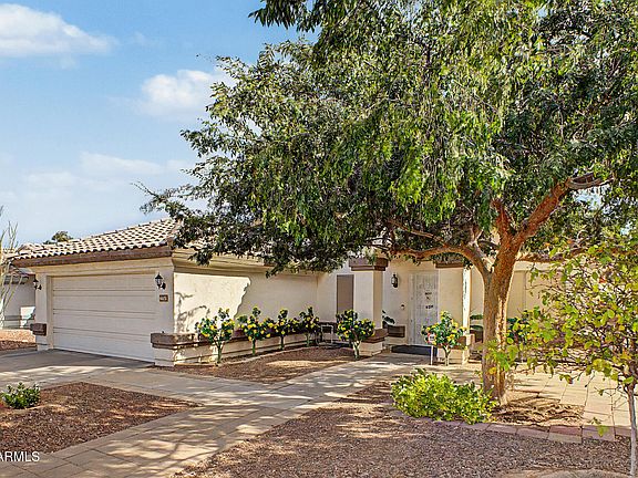 4th image of 4625 E LAVENDER Lane