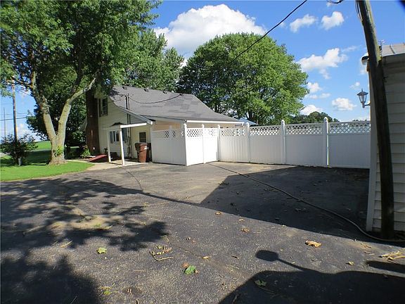 5th image of 10190 N County Road 25a