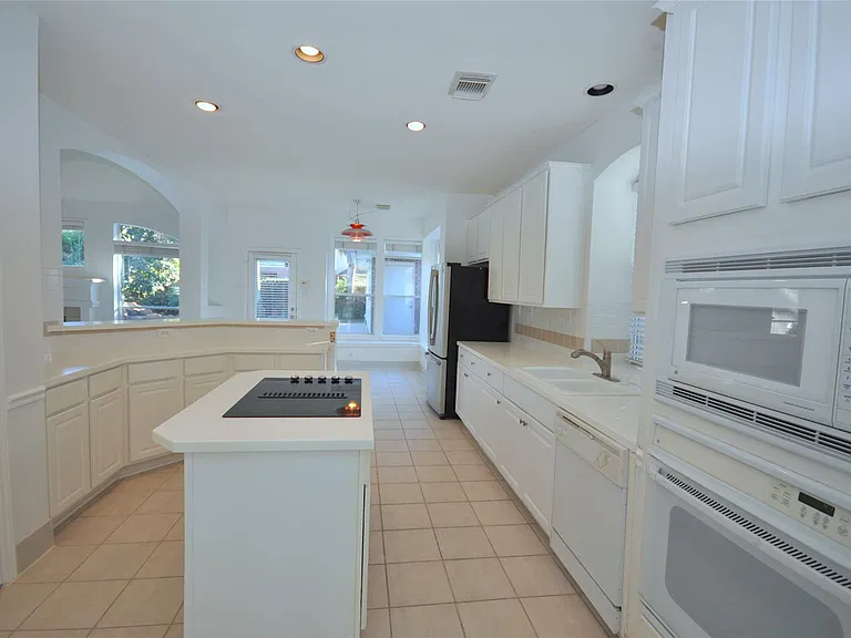 5634 Heather Run — Photo 10