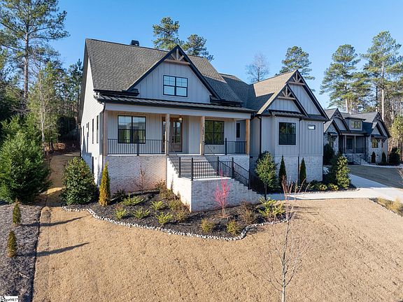 4th image of 303 Wedge Way