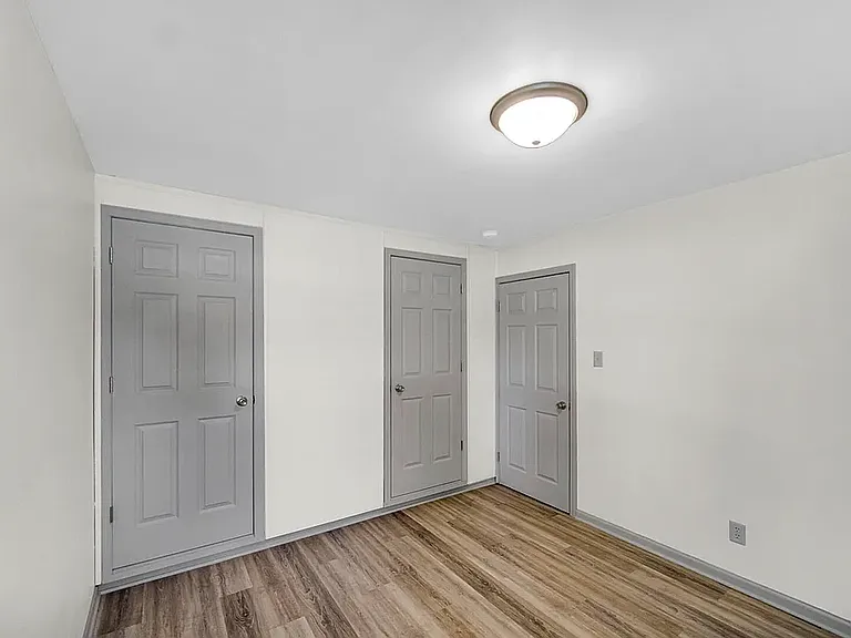 6740 Olcott Ave — Photo 15