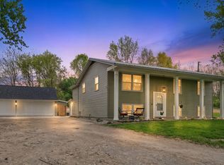 11946 N Us Highway 24 E, Roanoke, IN 46783