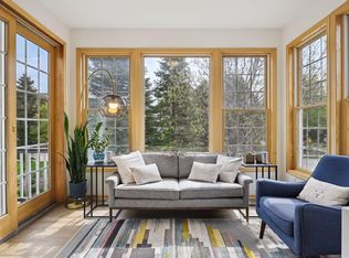 979 Fairfield Ct, Minnetonka, MN 55305