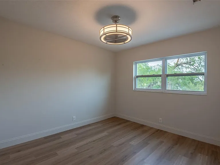 518 Crestover Dr — Photo 20
