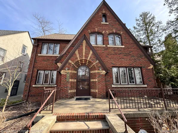 19000 Muirland St, Detroit, MI 48221