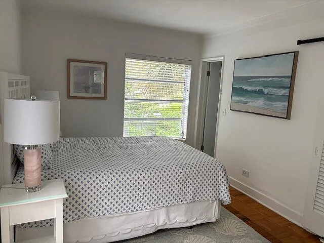 424 Chilean Ave #4 — Photo 3