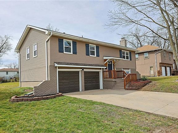 2nd image of 525 N Stevenson St