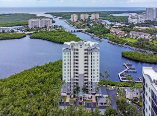 420 Cove Tower Dr APT 202, Naples, FL 34110