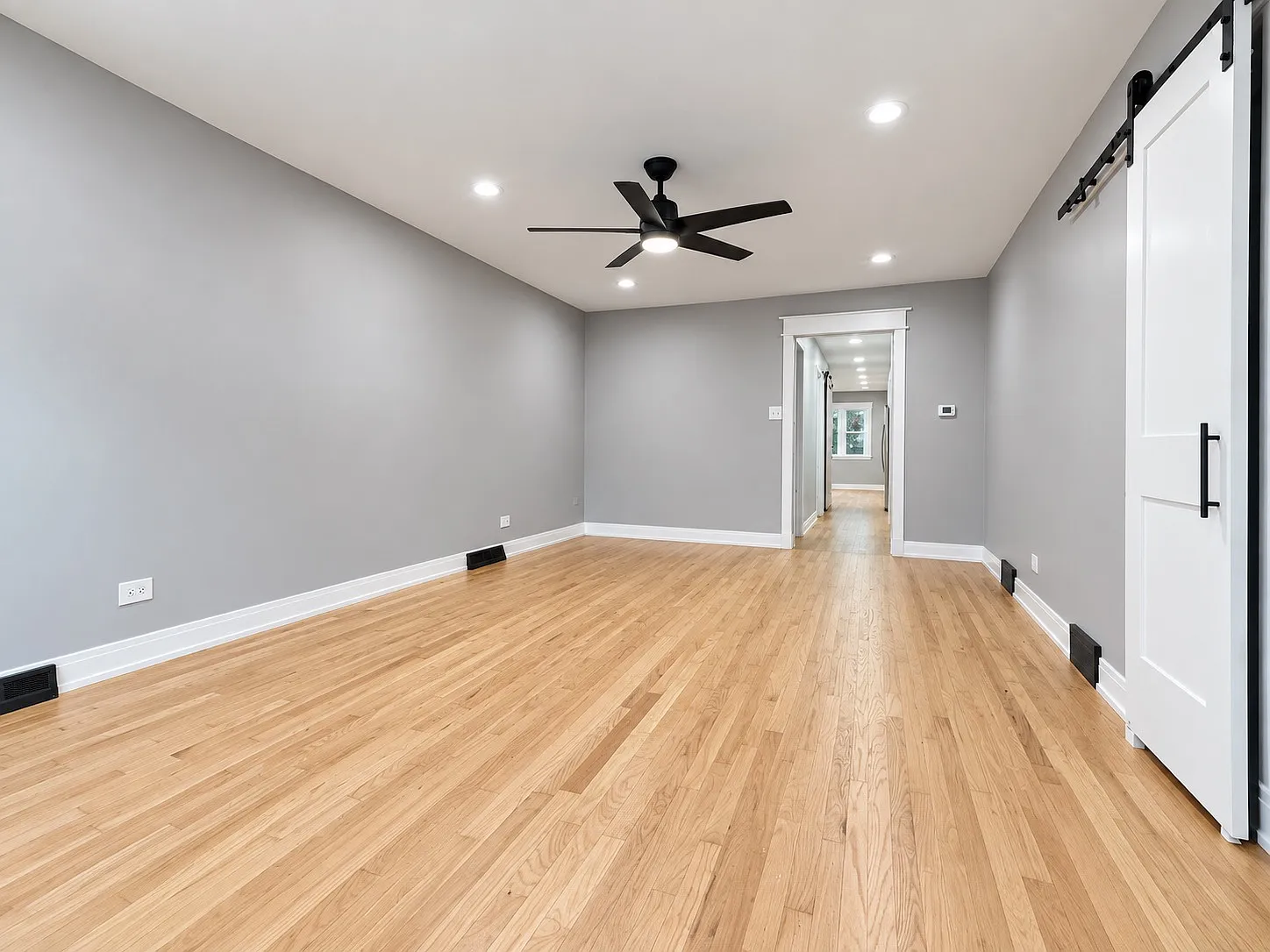 3 bed, 1500 sqft, $2,550 — Photo 1