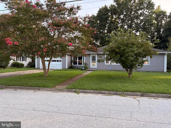36 Klessel Ave, Pennsville, NJ 08070